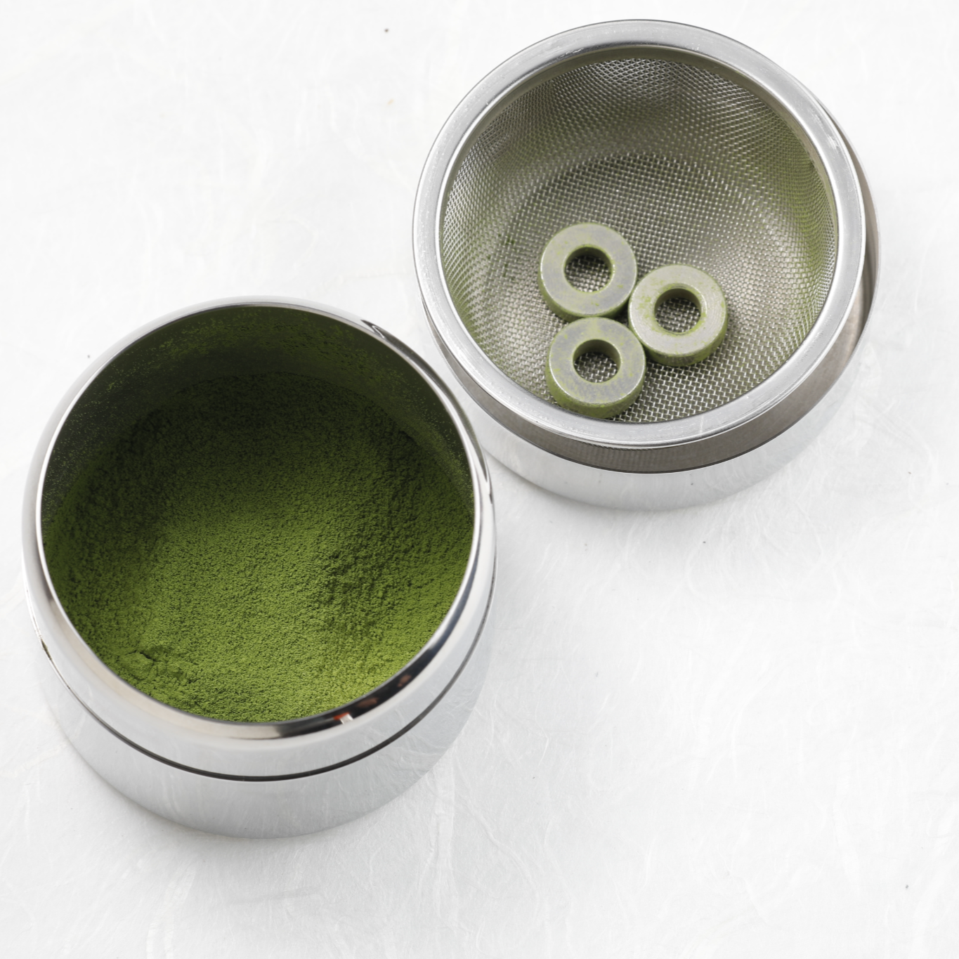 近藤さんの茶ふるい缶 中 – 中村茶舗