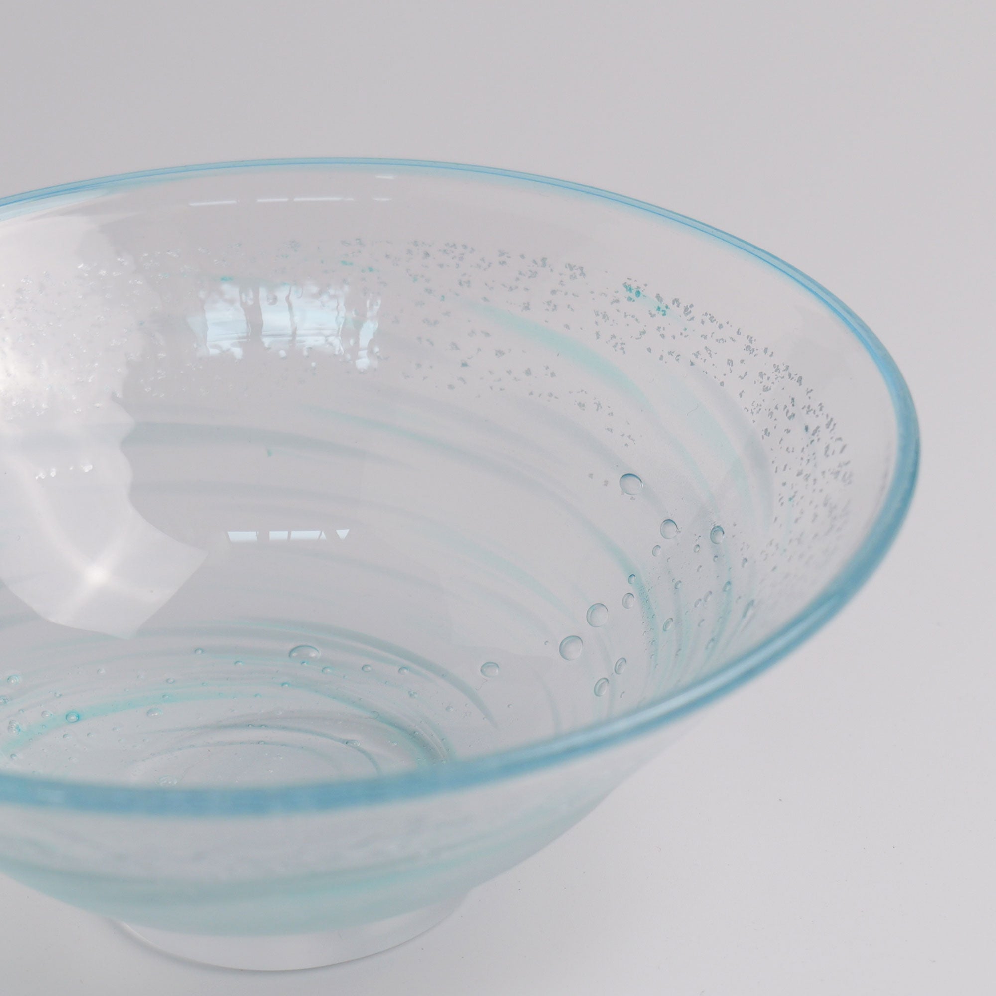 中村真紀（京都）作「ガラス平茶碗」 – 中村茶舗